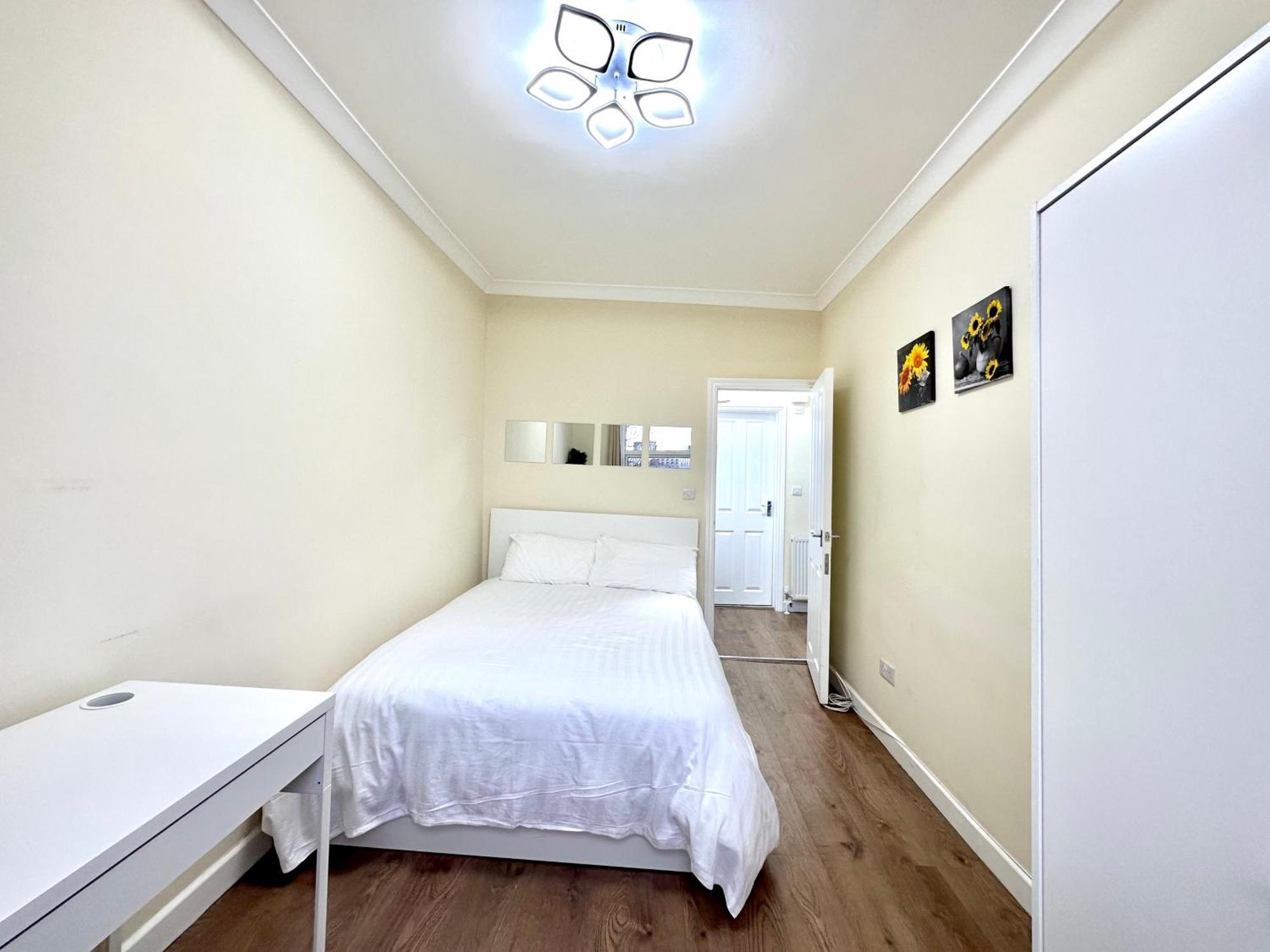 לונדון The Euston Guest House-64 מראה חיצוני תמונה